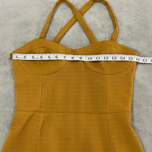 Isabel Lu Corset Cut Out Dress Size Small - Picture 10 of 14